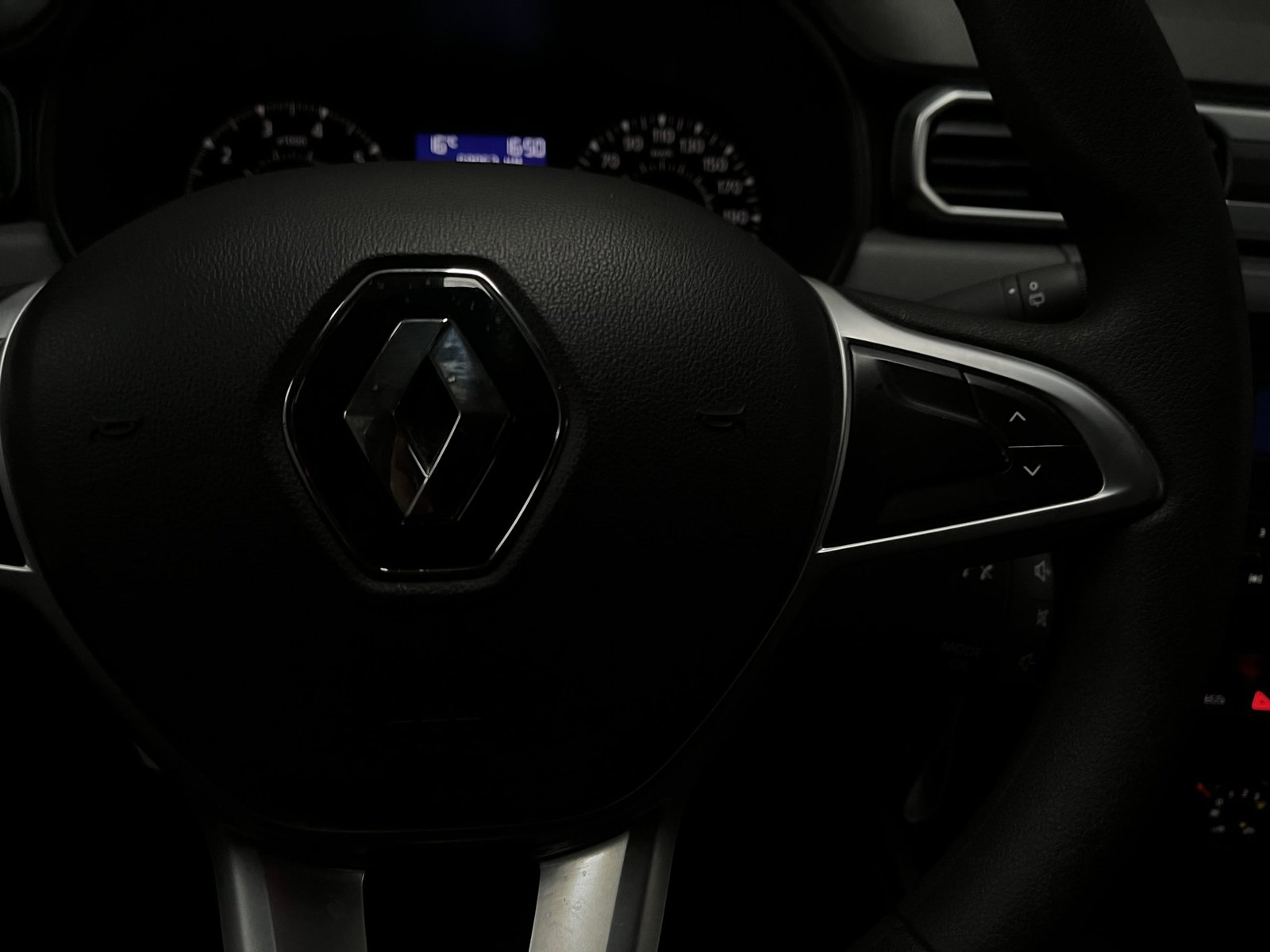 Renault DUSTER LIFE 1.6 MT 2021 - Imagen 15 de 19