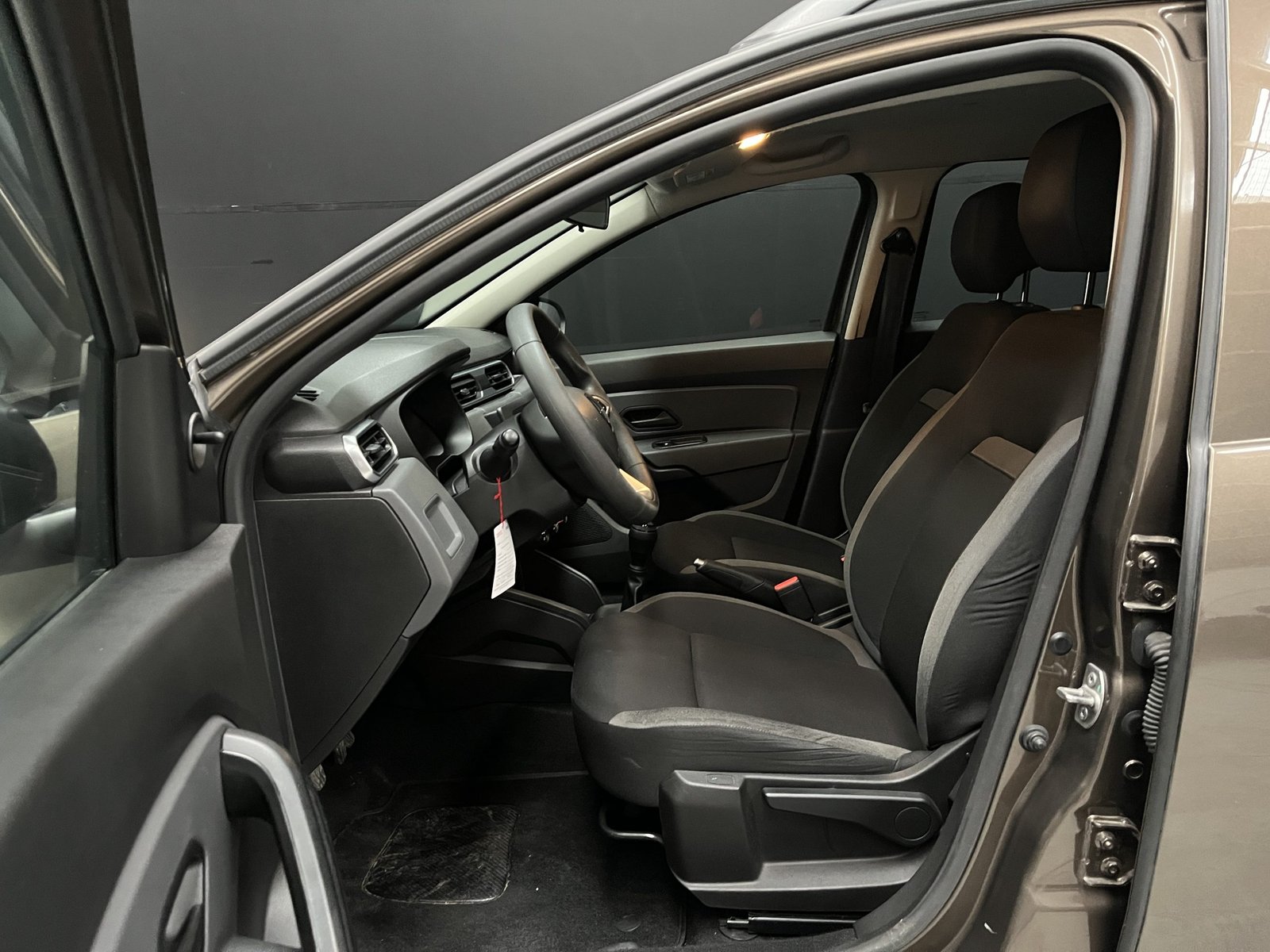 Renault DUSTER LIFE 1.6 MT 2021 - Imagen 3 de 19