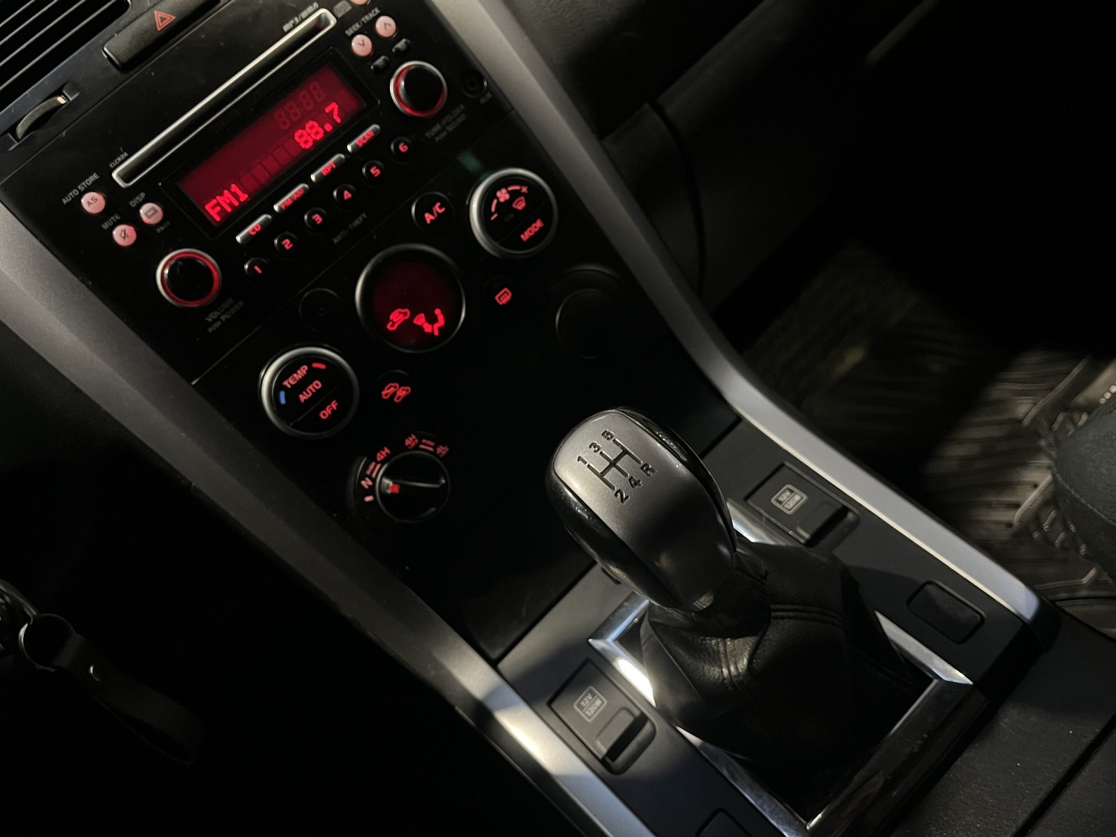 Suzuki GRAND VITARA GLX SPORT 4X4 2.4 2018 - Imagen 16 de 16