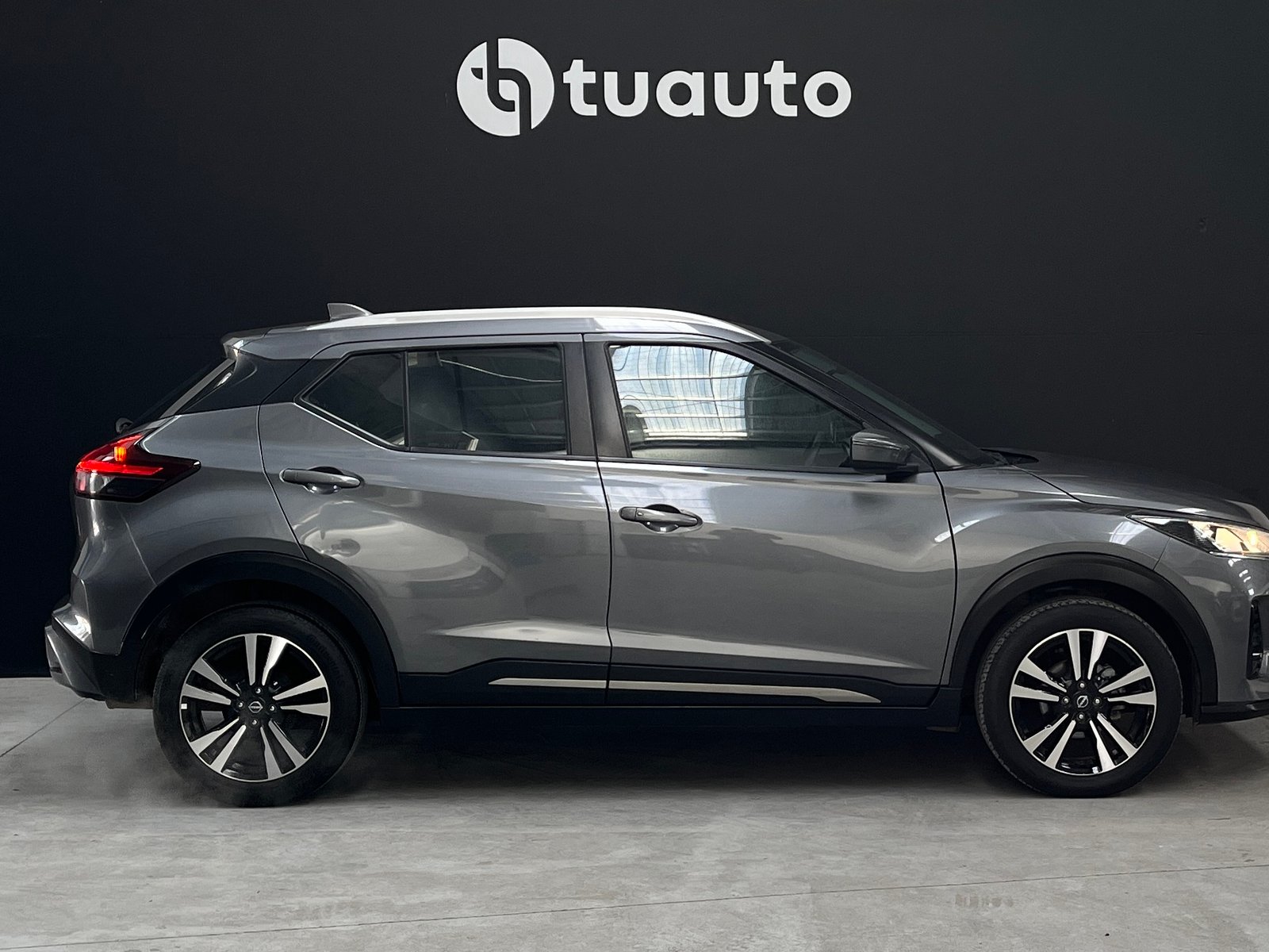 Nissan KICKS ADVANCE 1.6 MT 2022 - Foto 3 de 18