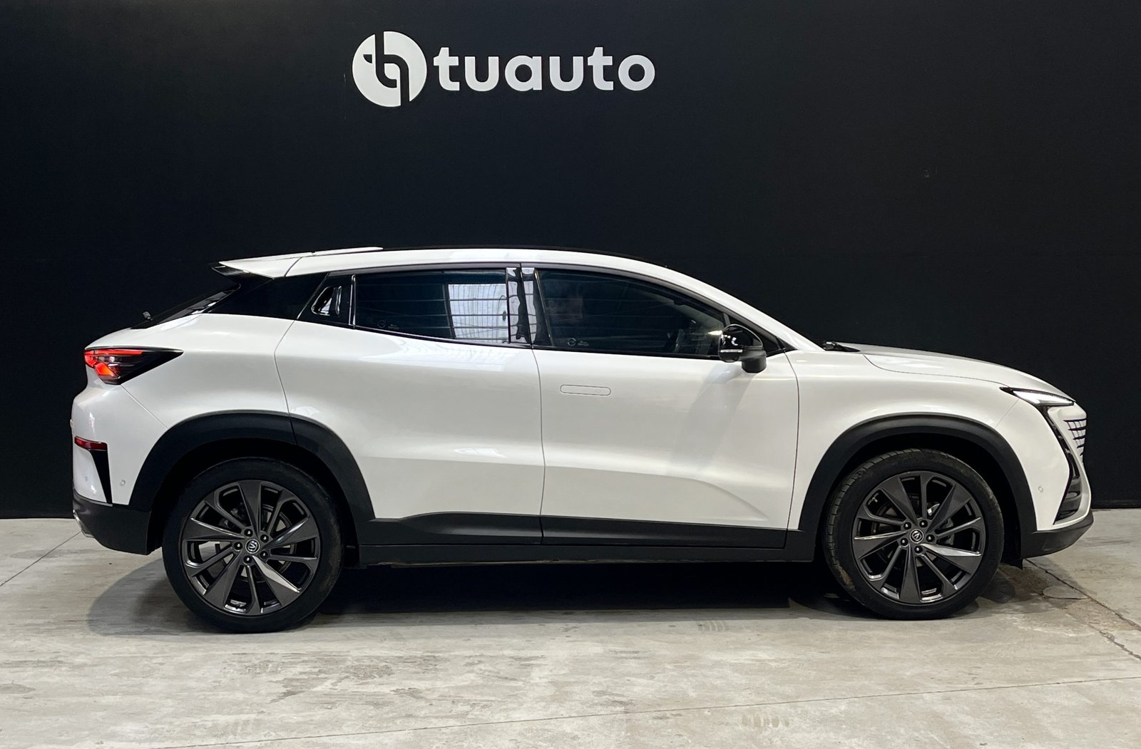 Changan UNI-T ELITE 1.5 AUT 2022 - Imagen 3 de 18
