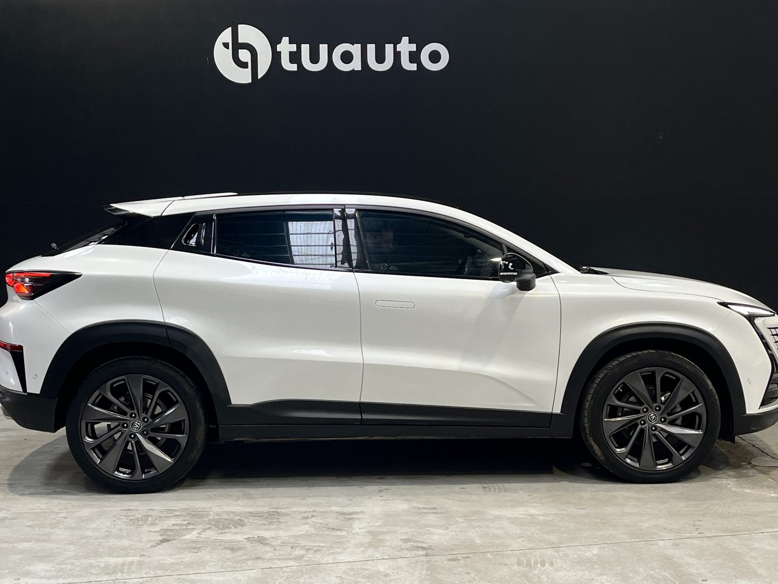 Changan UNI-T ELITE 1.5 AUT 2022 - Foto 3 de 18