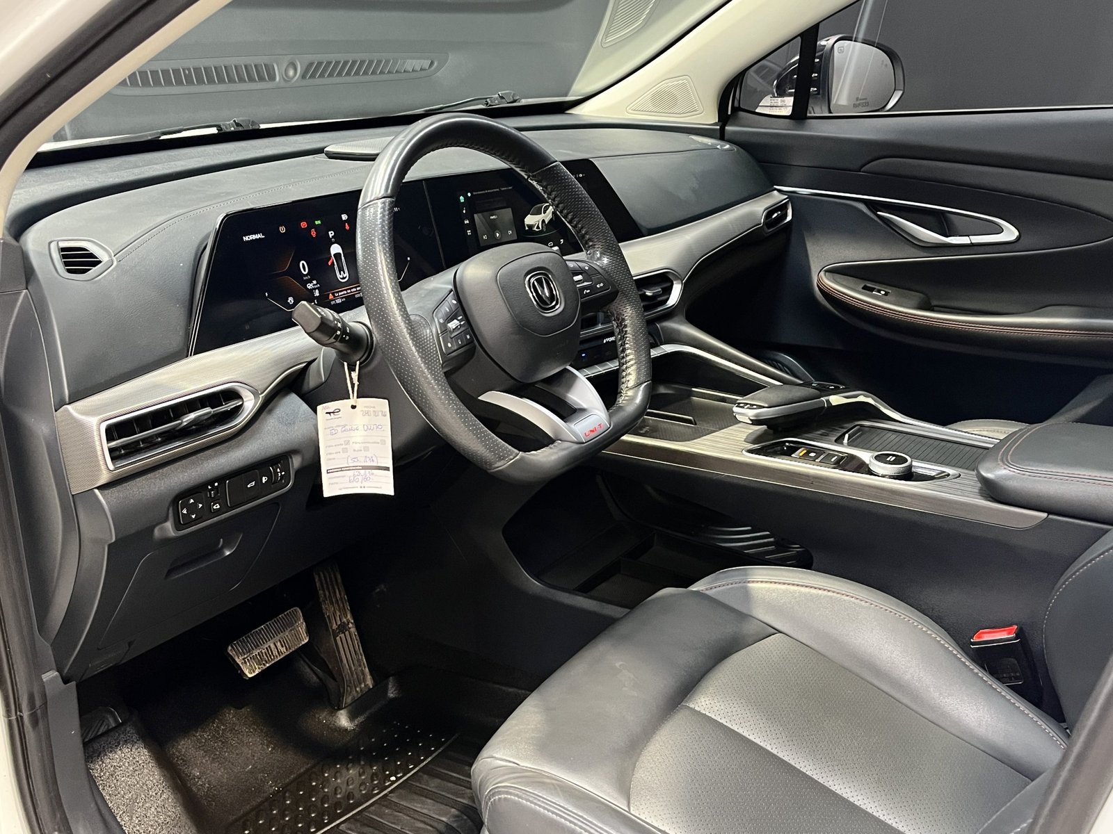 Changan UNI-T ELITE 1.5 AUT 2022 - Imagen 11 de 18