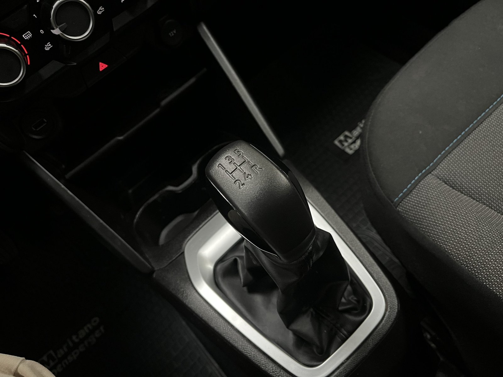 Citroën CITROEN C3 PURETECH 4X2 1.2 2023 - Imagen 15 de 18
