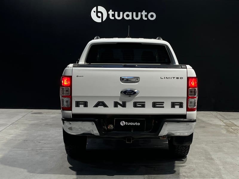 Ford RANGER LIMITED DCAB 4X4 3.2 AUT 2022 - Imagen 5 de 19