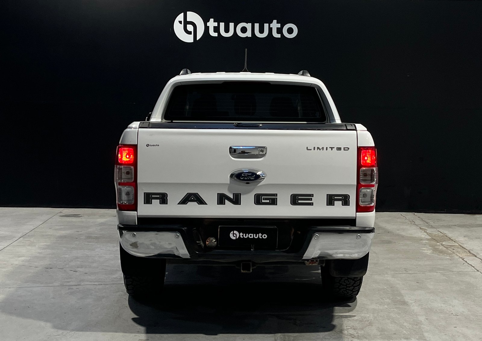 Ford RANGER LIMITED DCAB 4X4 3.2 AUT 2022 - Imagen 5 de 19