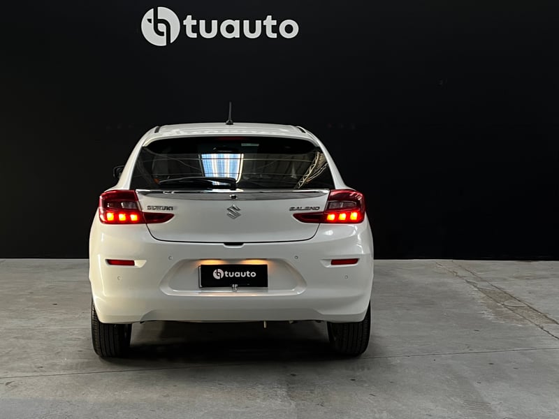 Suzuki BALENO GLS MT 1.5 2024 - Imagen 5 de 18