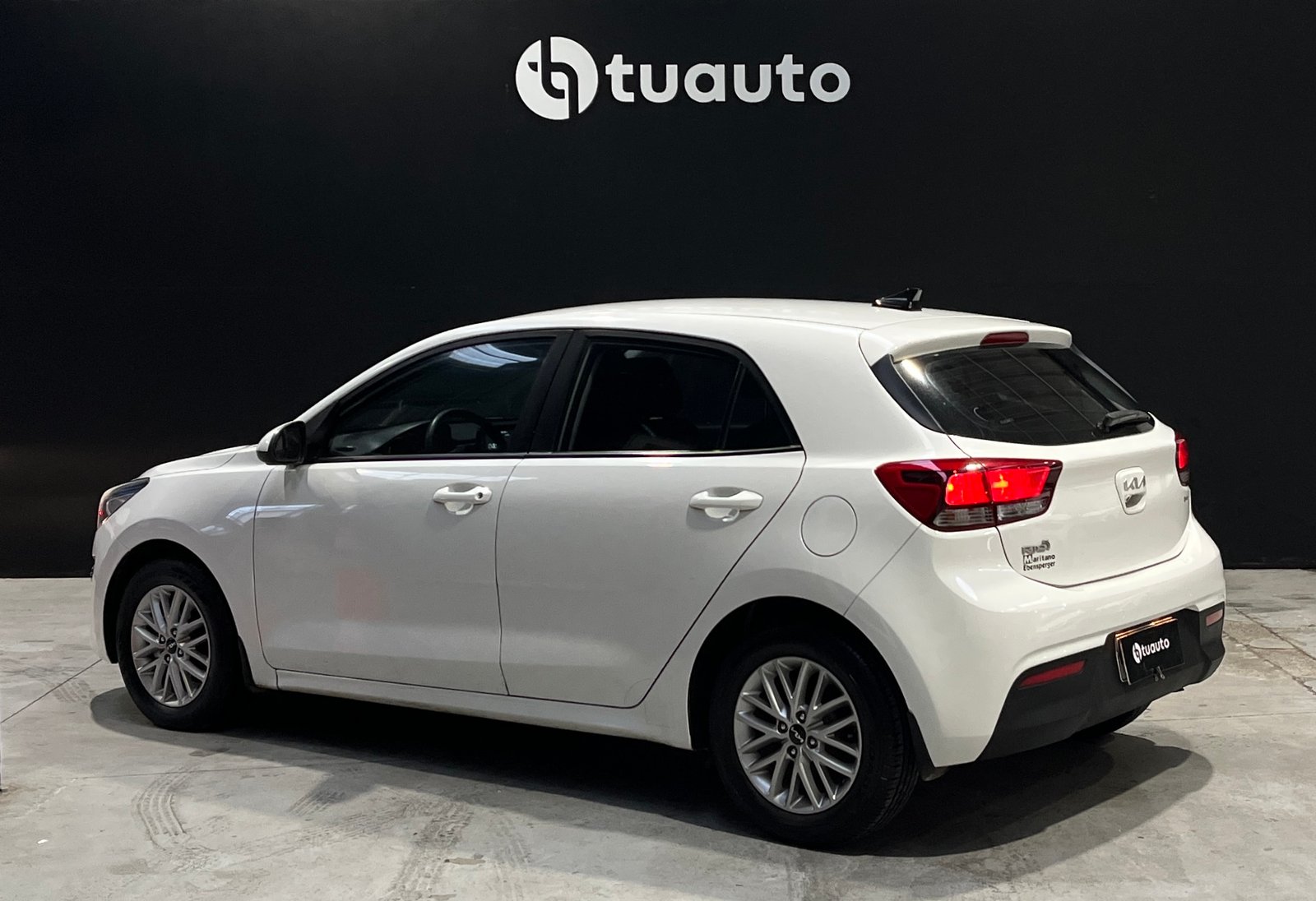 Kia RIO 5 1.4 LX MT 2022 - Imagen 6 de 19