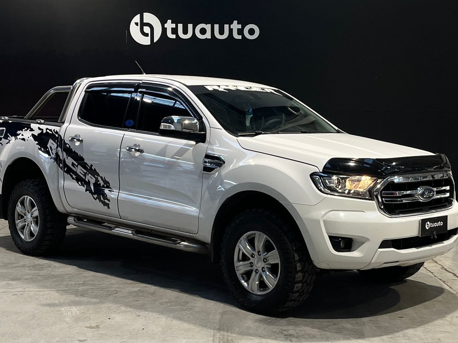 Ford RANGER XLT 4X4 MT 3.2 2023 - Foto 2 de 14