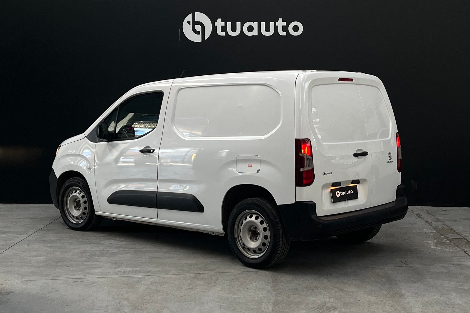PEUGEOT PARTNER HDI 92 L1 1.6 2021 - Imagen 6 de 16