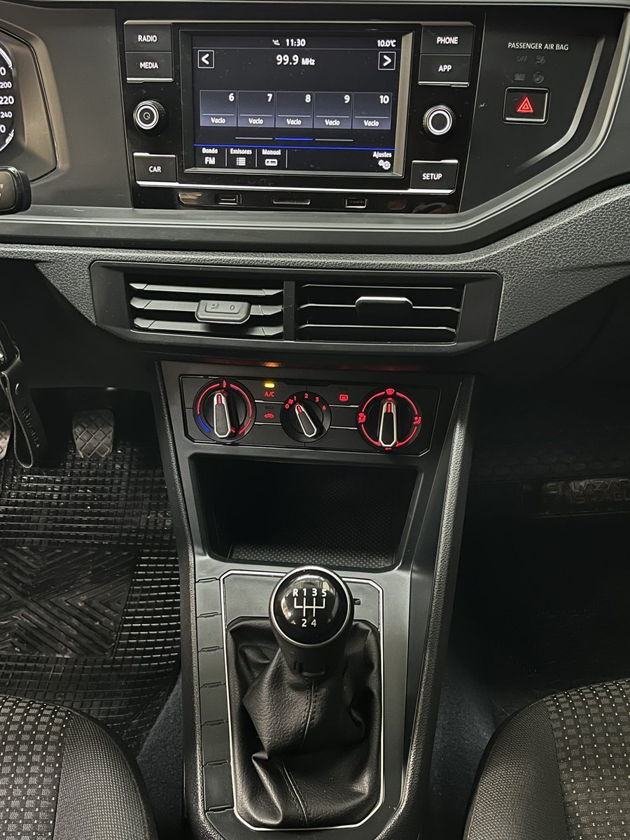 VOLKSWAGEN VIRTUS 1.6 TRENDLINE MT 2023 - Imagen 12 de 20