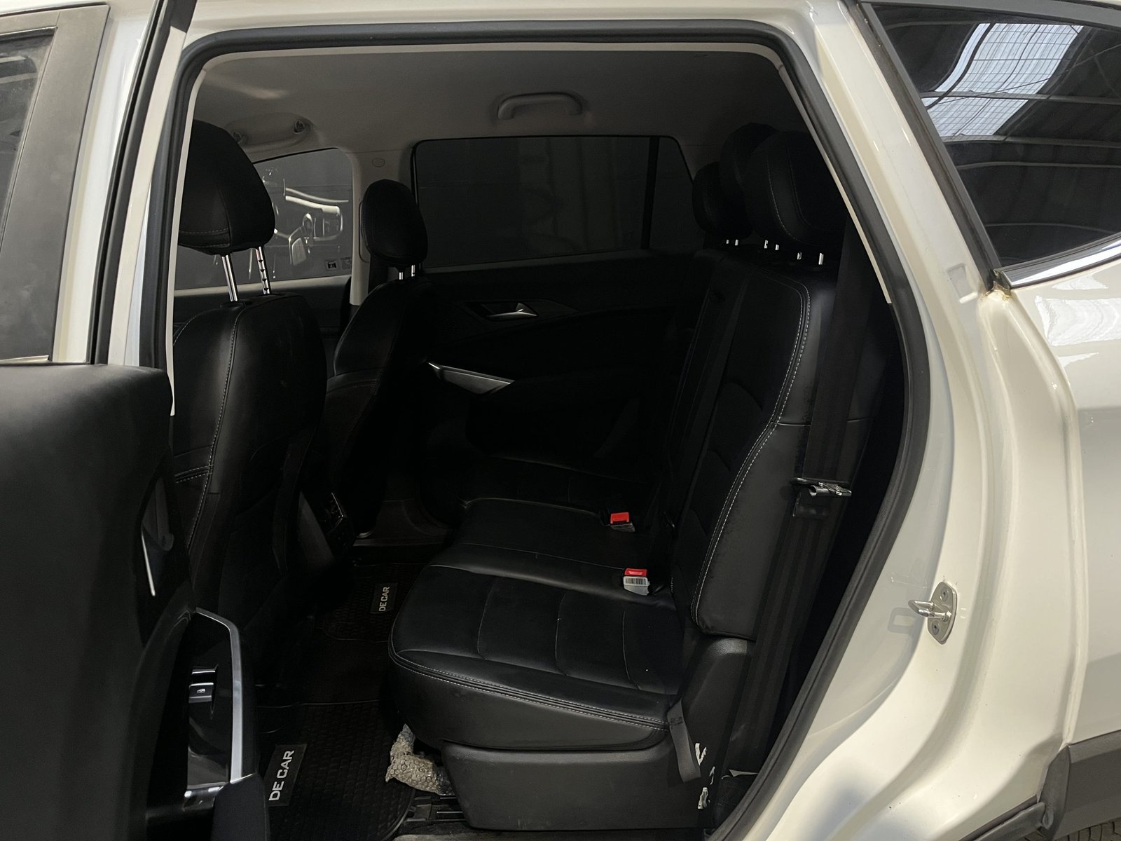 JAC JS8 LUXURY 1.5 AUT 2023 - Imagen 9 de 19