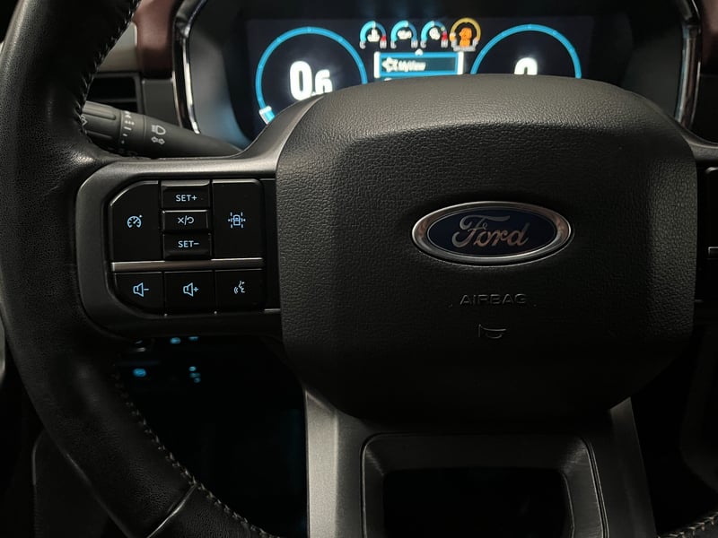 Ford F-150 LARIAT SPORT 4X4 5.0L AUT 2024 - Imagen 15 de 19