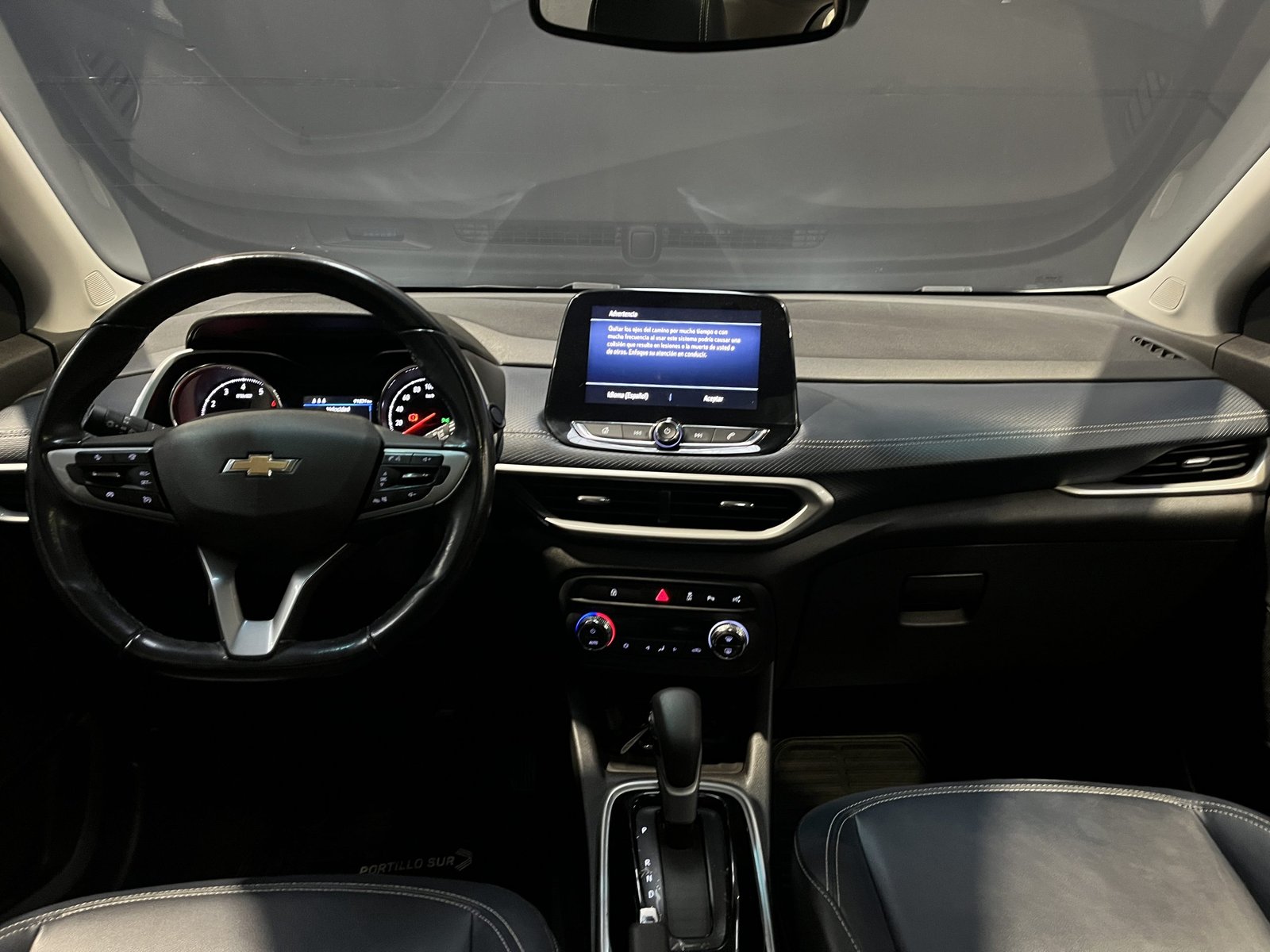 Chevrolet TRACKER PREMIER 1.2T AUT 2021 - Imagen 17 de 20