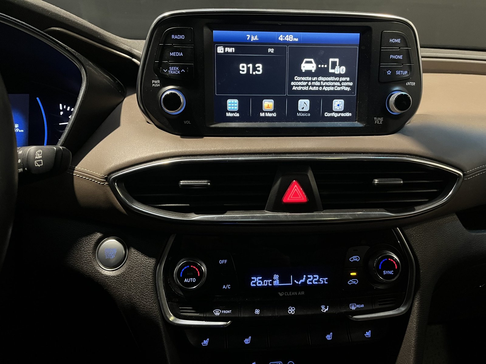 HYUNDAI SANTA FE 4X4 2.4 AT 2020 - Imagen 18 de 20