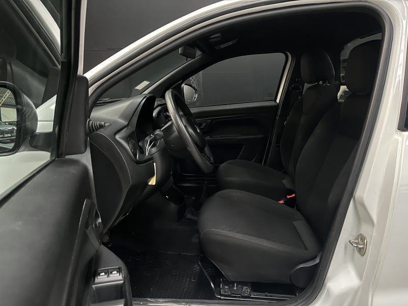 RAM 700 SLT 1.4 MT 2022 - Imagen 9 de 18