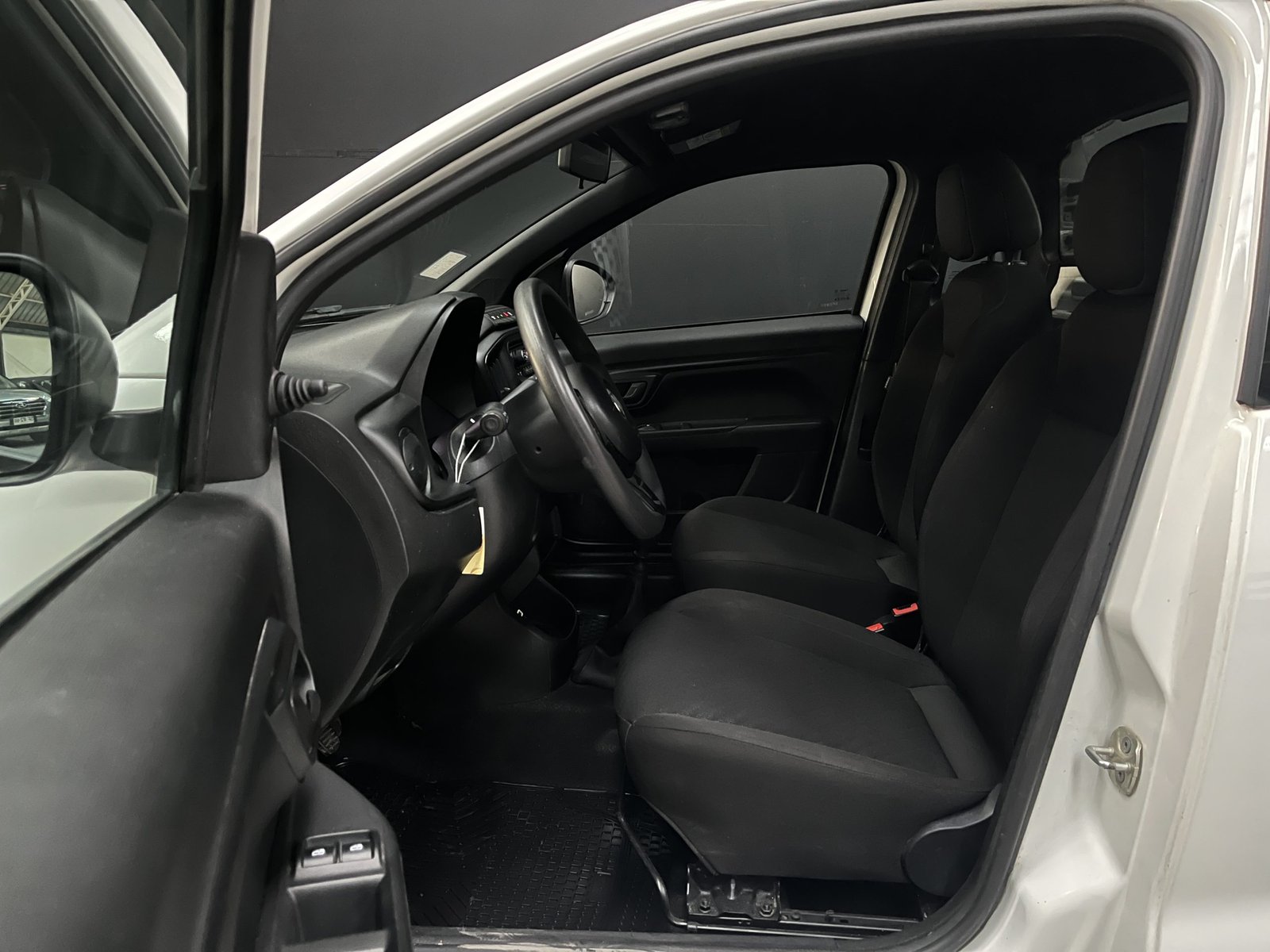 RAM 700 SLT 1.4 MT 2022 - Imagen 9 de 18