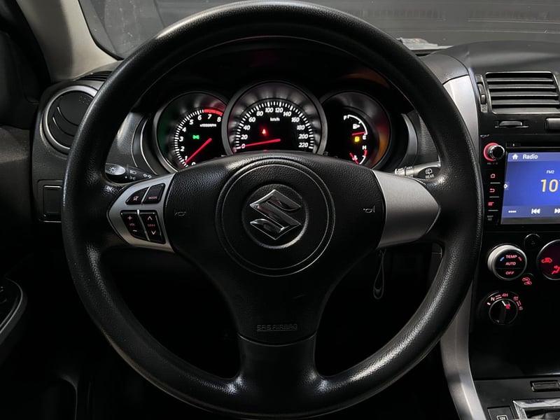 Suzuki GRAND VITARA GLX 4X4 2.4 2019 - Imagen 10 de 14