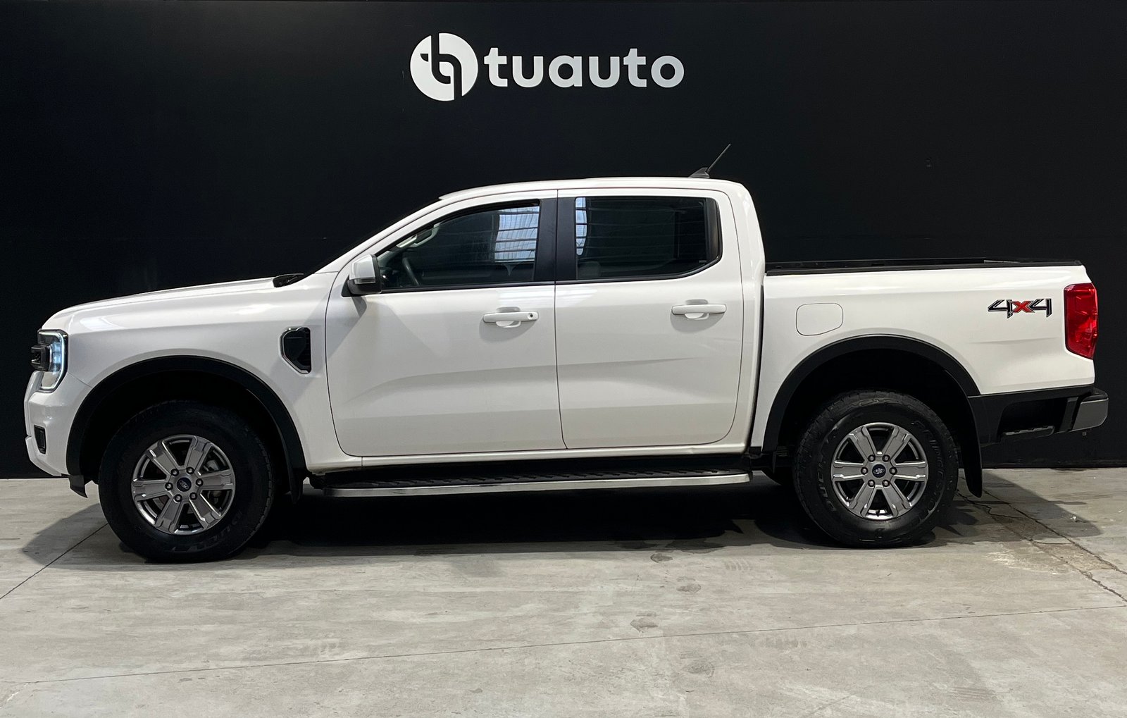 Ford RANGER XLS TM 4X4 2.0 2024 - Imagen 7 de 19