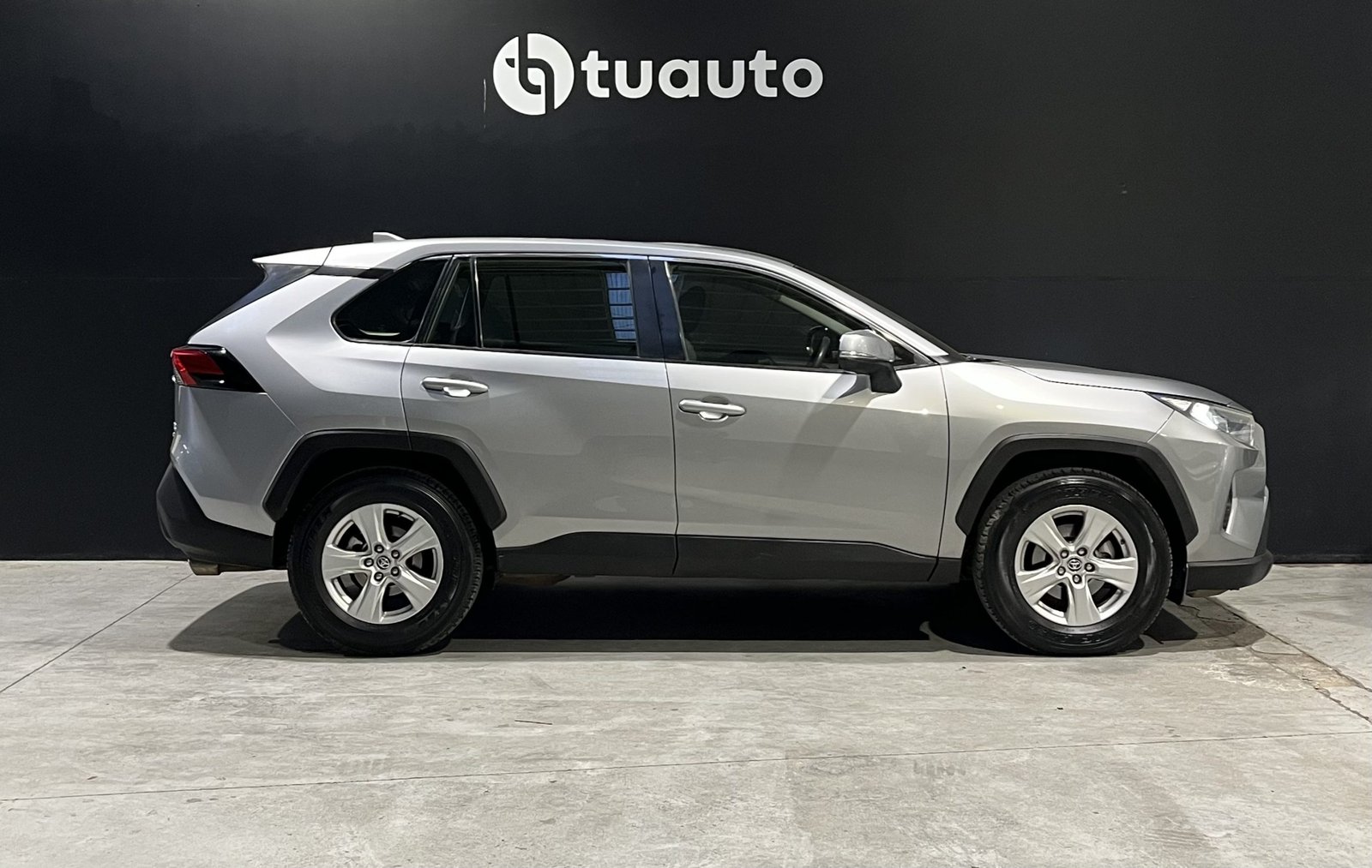 Toyota RAV4 2.0 LE MT 4X4 2021 - Imagen 3 de 14