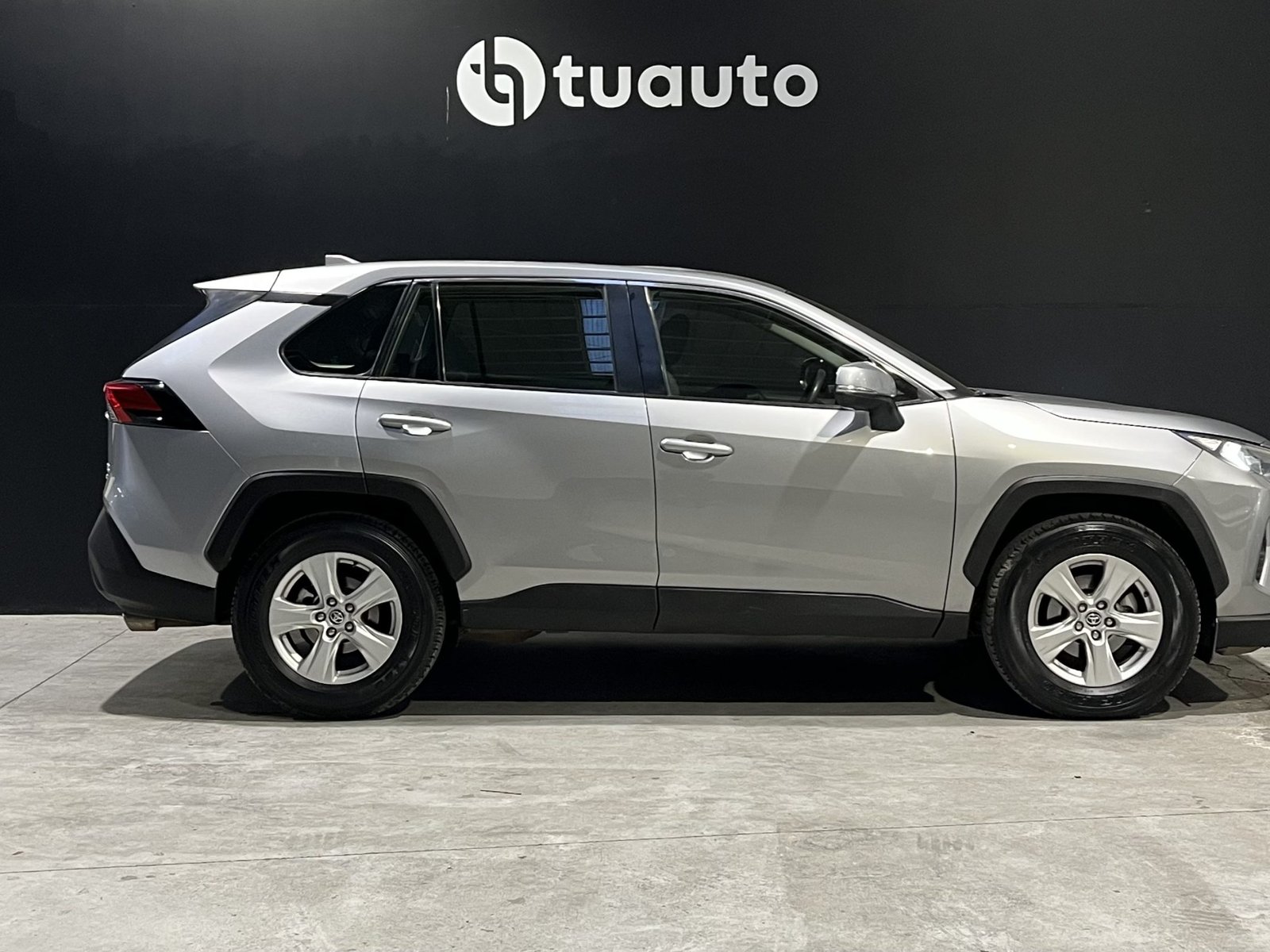 Toyota RAV4 2.0 LE MT 4X4 2021 - Foto 3 de 14