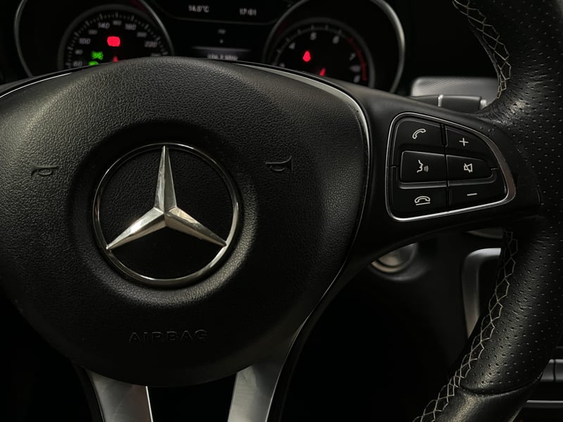 Mercedes-Benz GLA200 1.6 AUT 2018 - Imagen 16 de 19