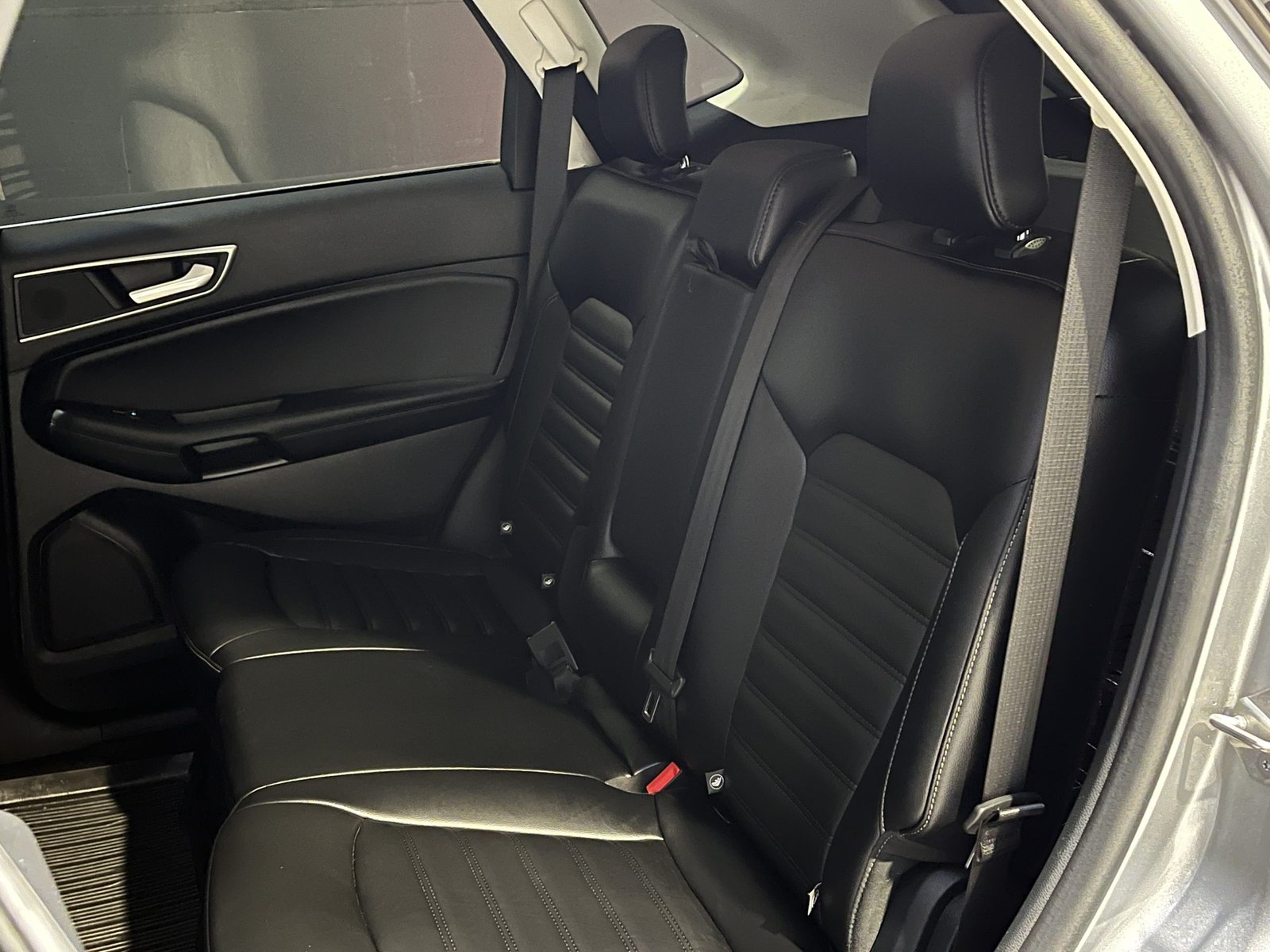 Ford EDGE SEL 2.0 AUT 2022 - Imagen 11 de 16