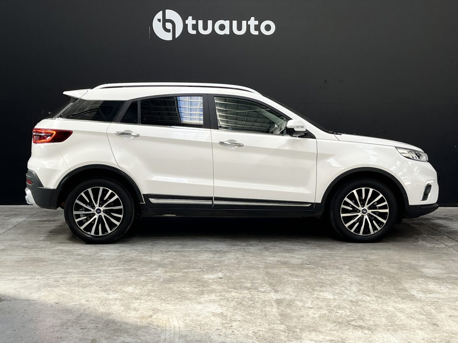 Ford TERRITORY TITANIUM 2021 - Foto 3 de 20