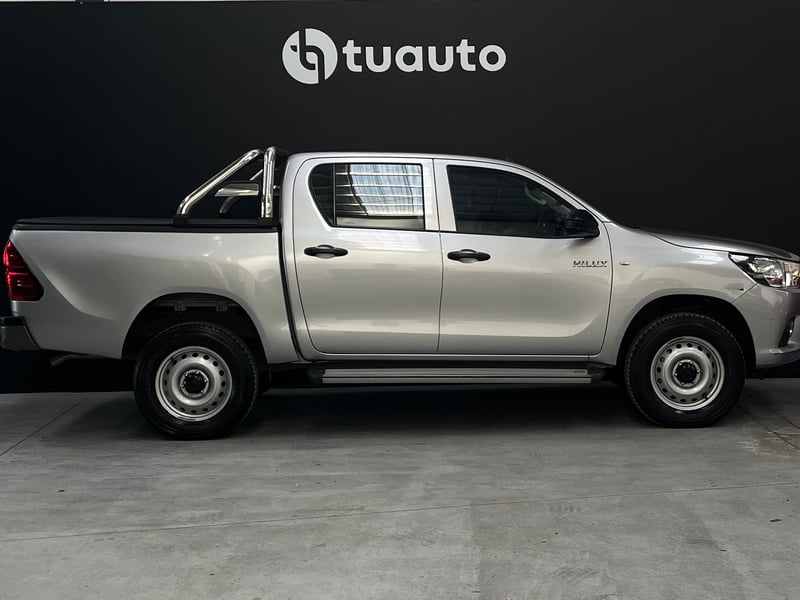 Toyota HILUX DX 2.4 MT 4X2 2021 - Imagen 3 de 18