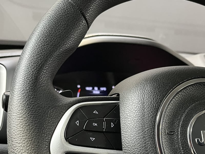 Jeep RENEGADE SPORT LX 1.8 AUT 2020 - Imagen 18 de 18