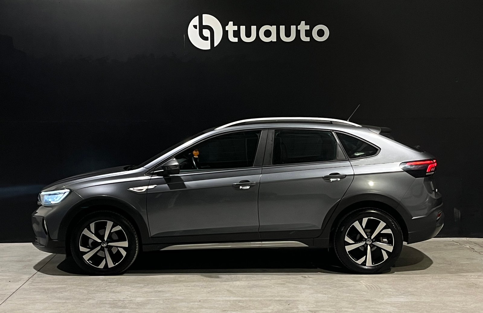 VOLKSWAGEN NIVUS TSI 1.0 AUT HIGHLINE 2023 - Imagen 7 de 18