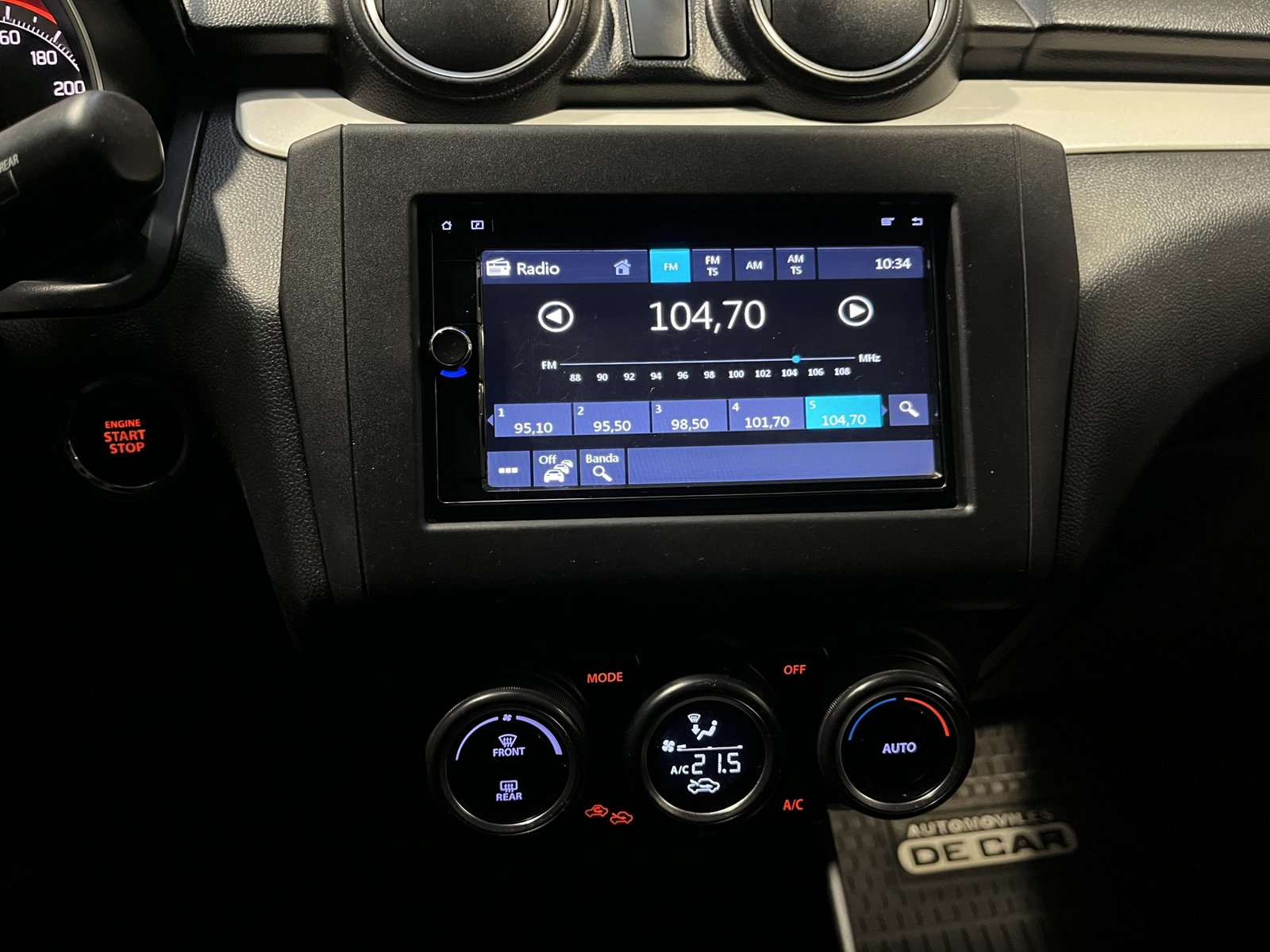 Suzuki SWIFT GLX HB 1.0 2018 - Imagen 18 de 19