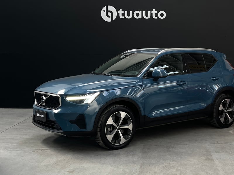 Volvo XC40 B4 PLUS 2.0 AUT 2024 - Imagen 8 de 17
