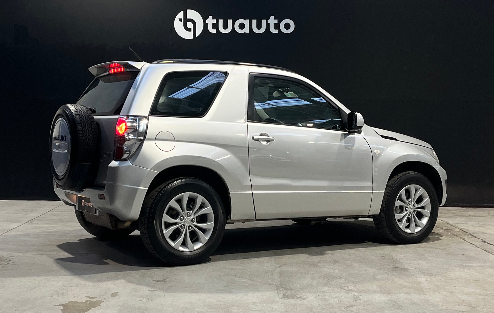 Suzuki GRAND VITARA GLX SPORT 4X4 2.4 2018 - Imagen 4 de 16