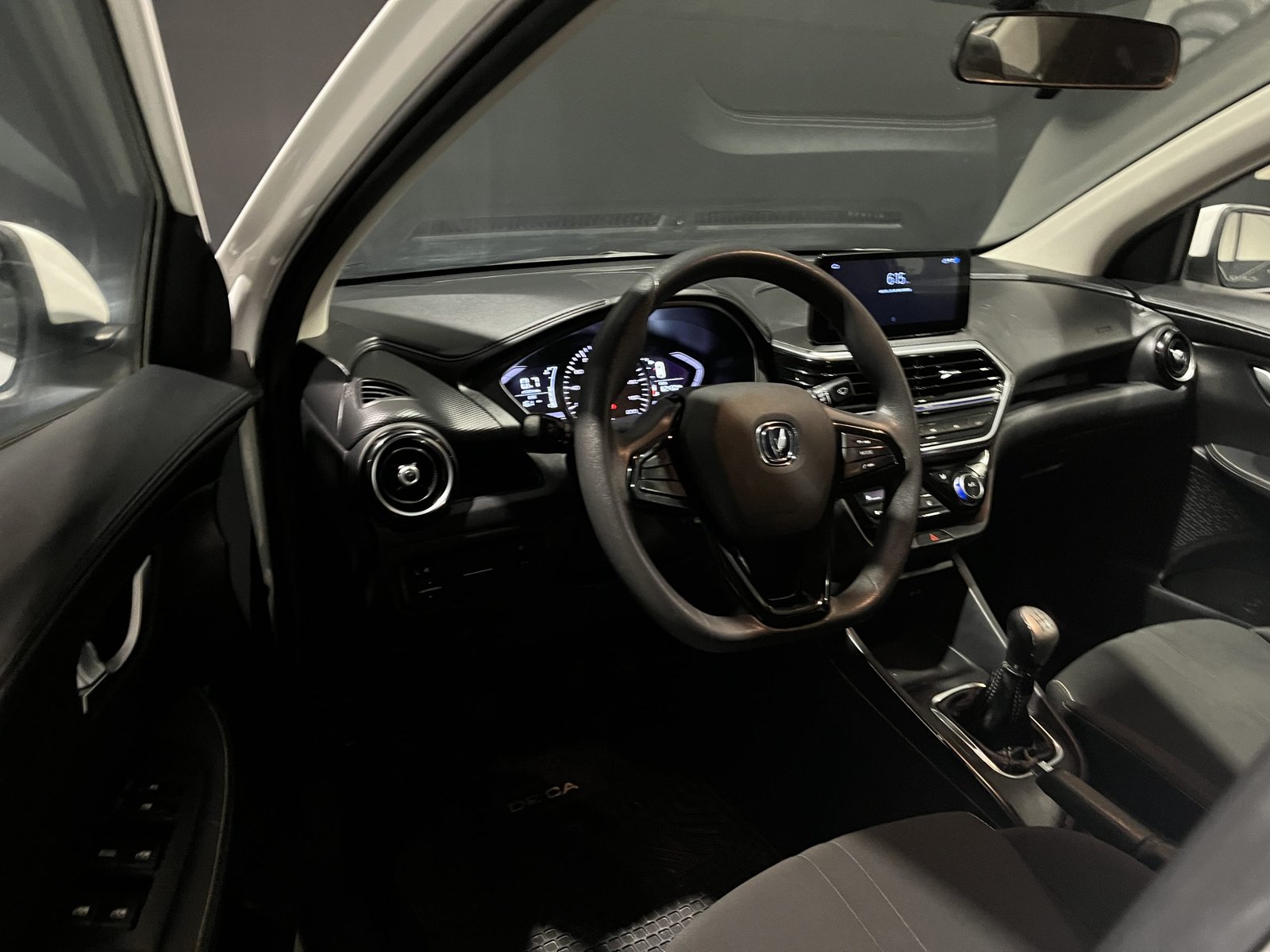 CHANGAN ALSVIN COMFORT MT 2022 - Imagen 11 de 19