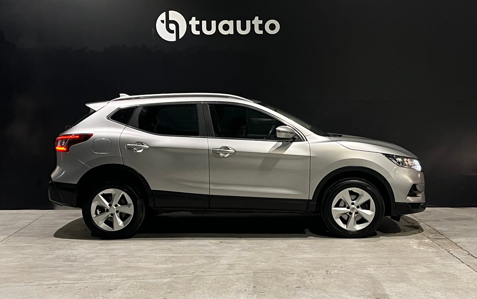 Nissan QASHQAI 2.0 SENSE MT 2020 - Imagen 3 de 18