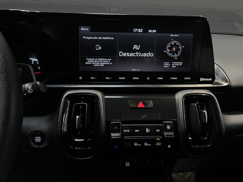 Kia SONET EX 1.5 MT 2022 - Imagen 16 de 19