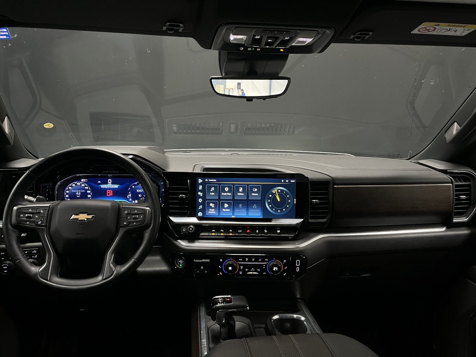 Chevrolet SILVERADO 4X4 3.0L AUT HIGH COUNTRY 2025 - Imagen 17 de 18