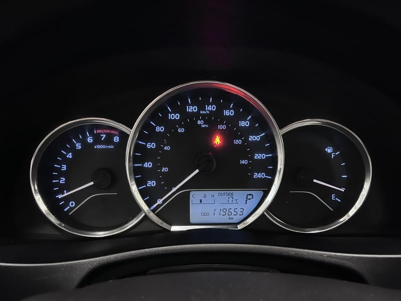 Toyota COROLLA 1.8 CVT LE 2018 - Imagen 18 de 18