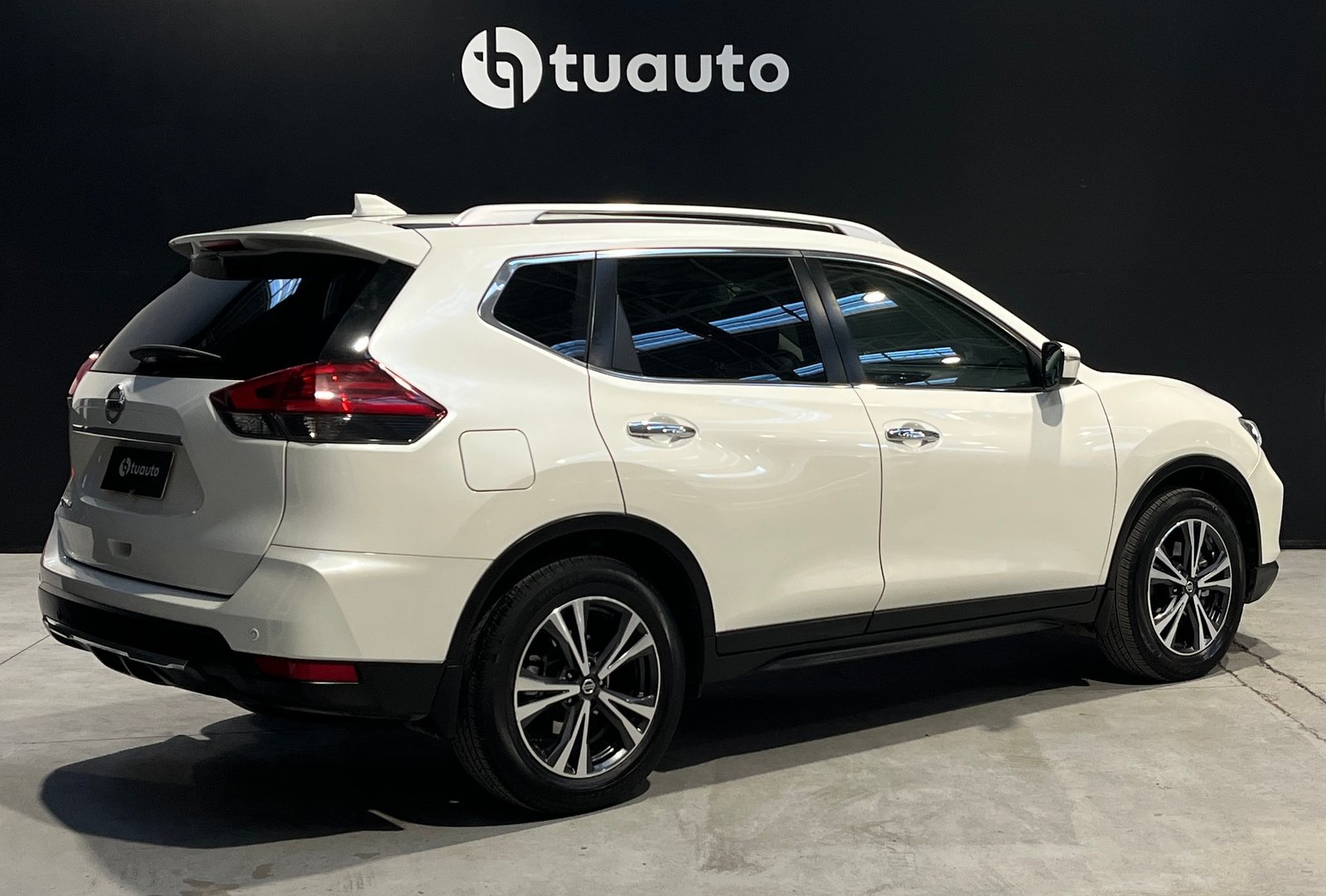 Nissan X-TRAIL ADVANCE CVT 2.5 AT 2023 - Imagen 4 de 20