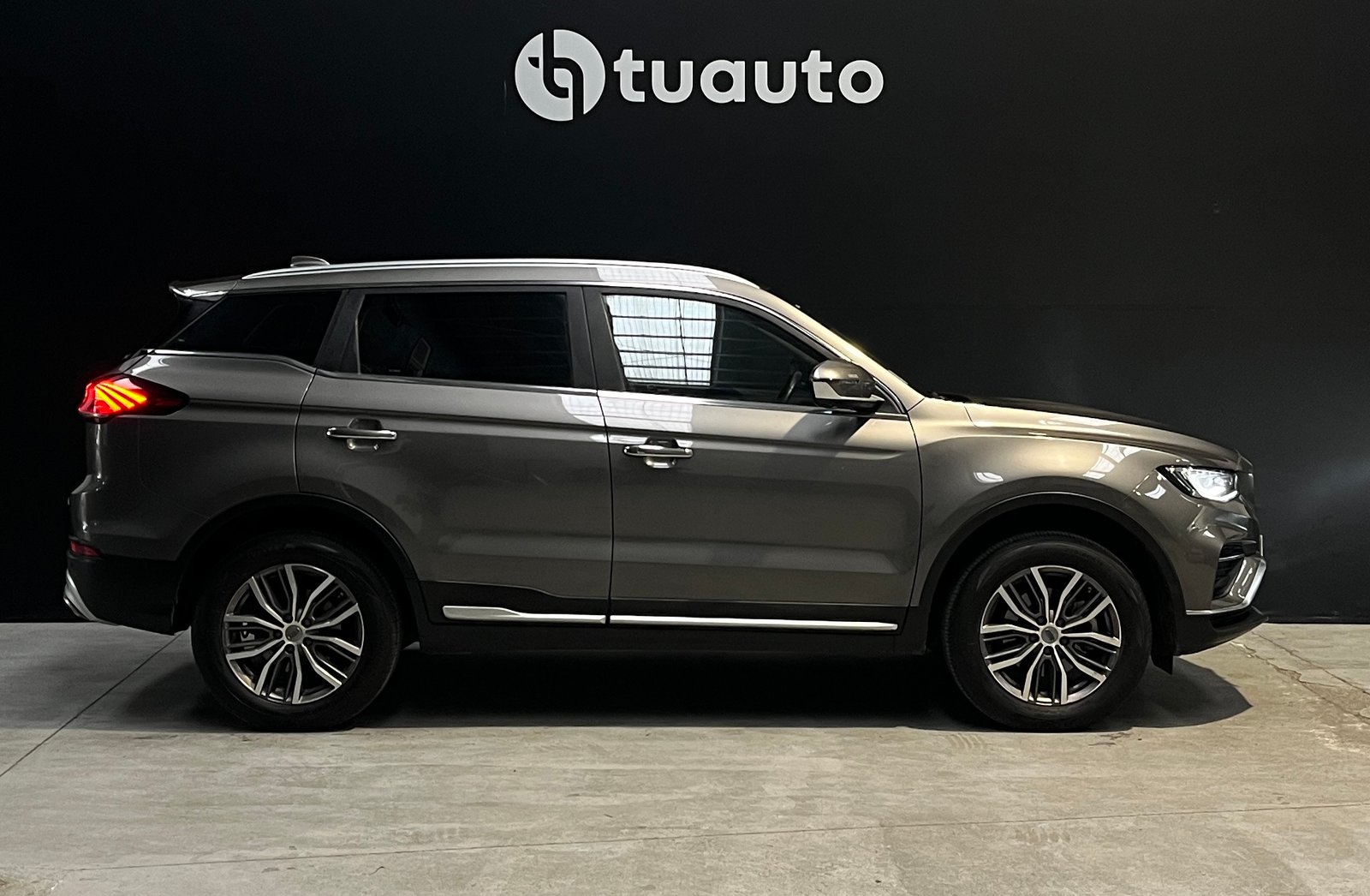 GEELY AZKARRA 1.5 AUT EXCLUSIVE 2022 - Foto 3 de 20