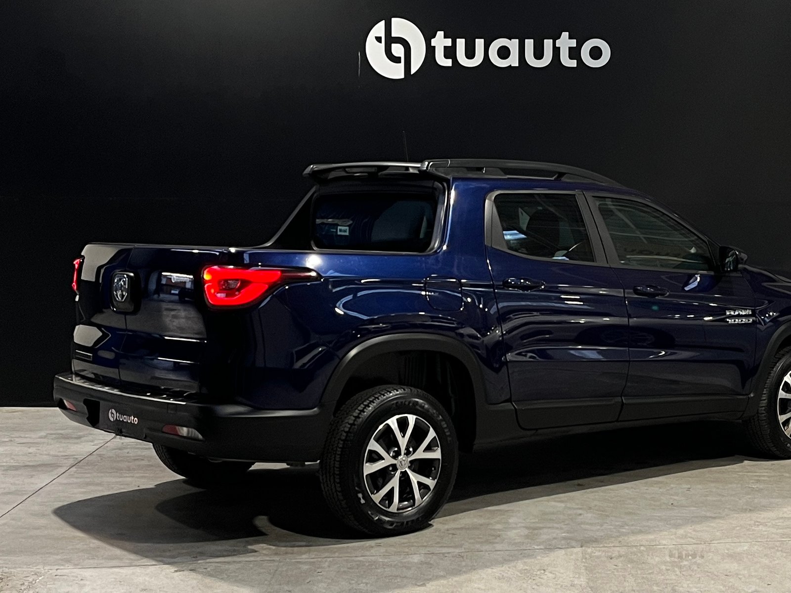 RAM 1000 BIG HORN FWD BZ 1.8 AUT 2024 - Foto 3 de 19