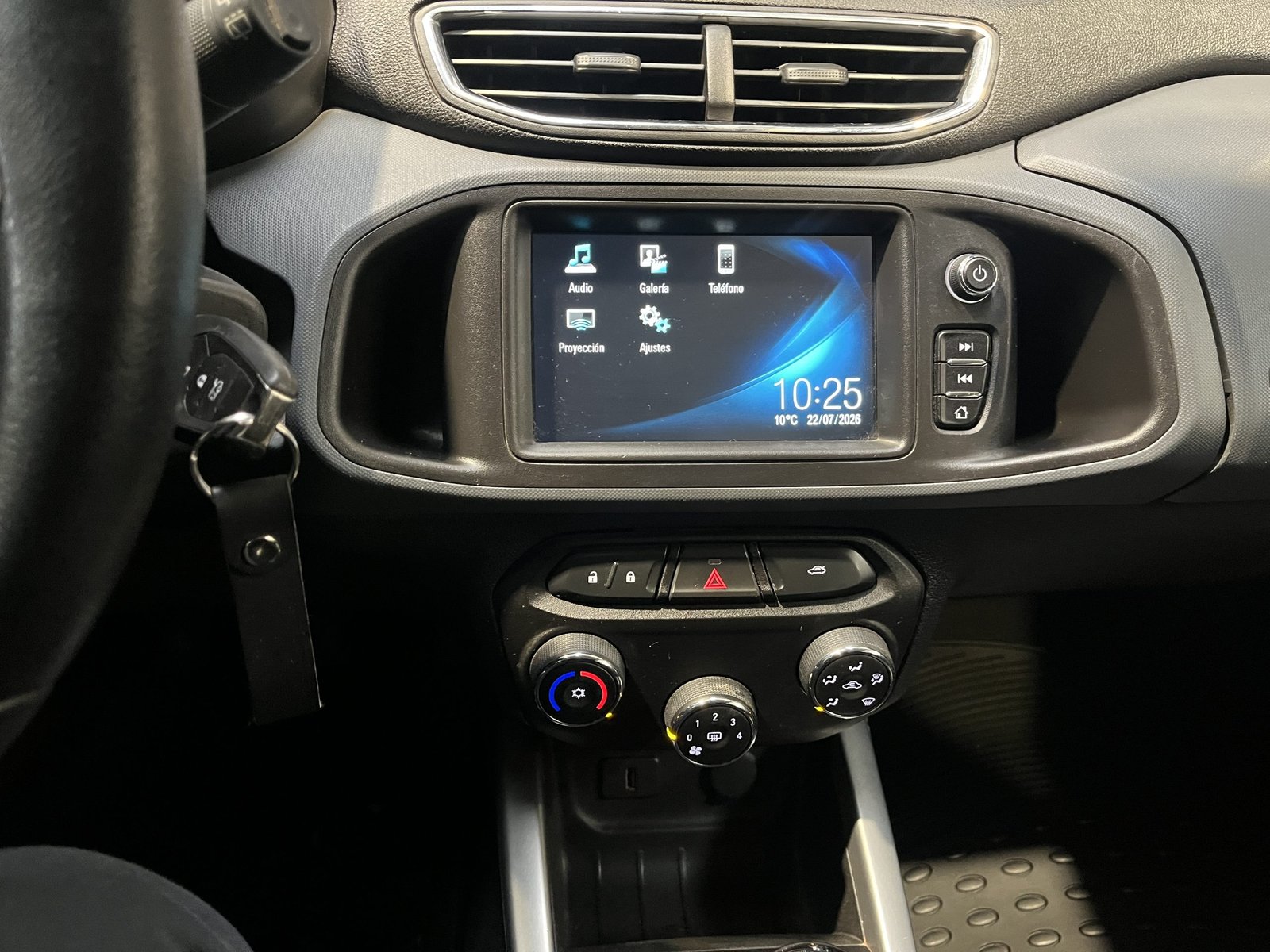 Chevrolet ONIX ACTIVE HB 1.4 MT 2020 - Imagen 18 de 19