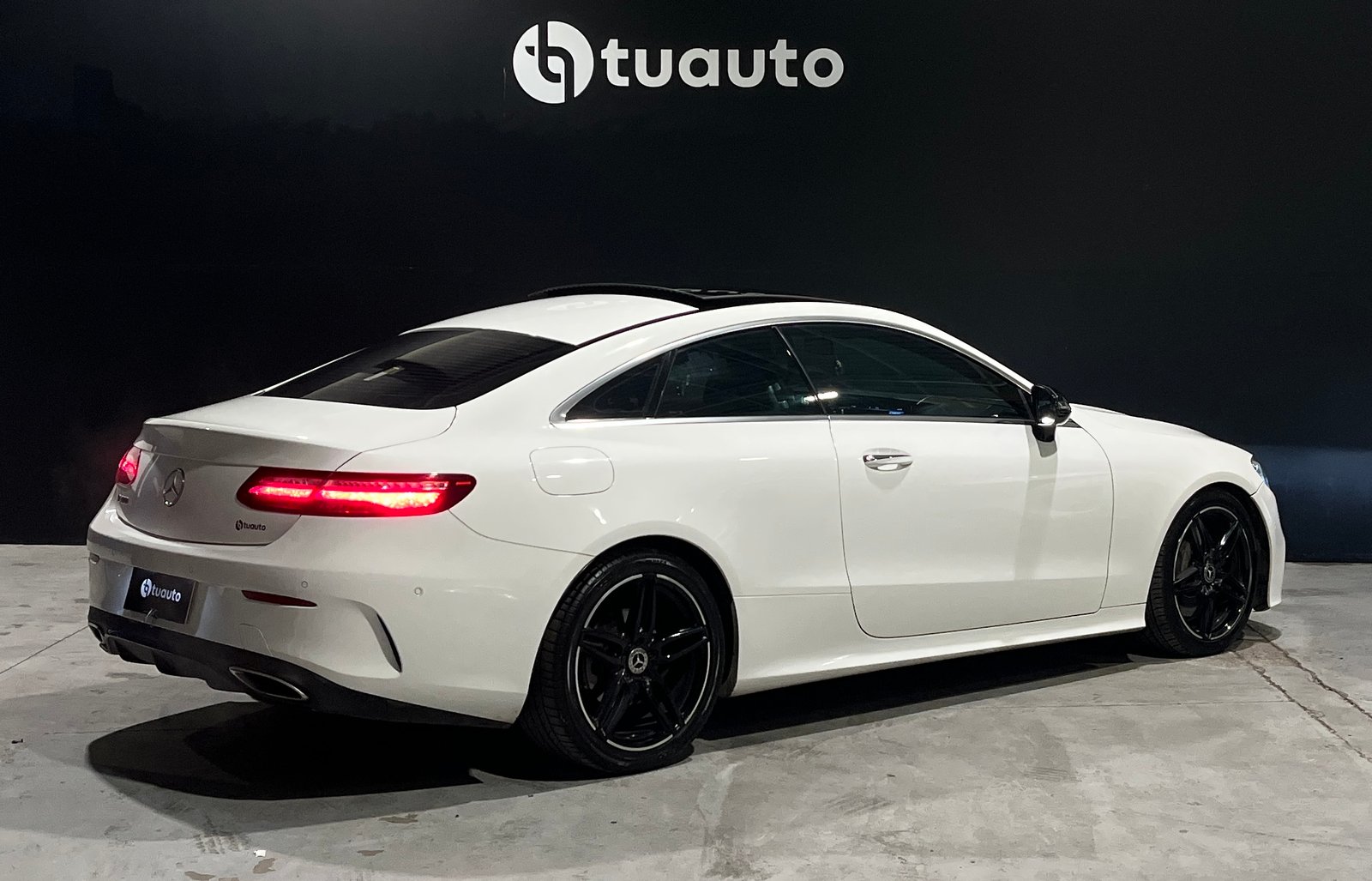 Mercedes-Benz E300 C COUPE 2.0 AT 2019 - Imagen 4 de 18