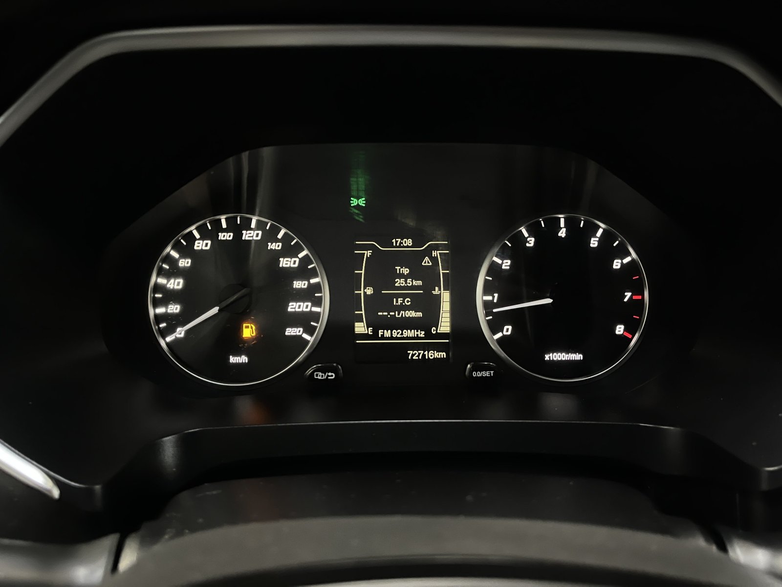 Chery TIGGO 8 1.5 GL MT 2021 - Imagen 16 de 18