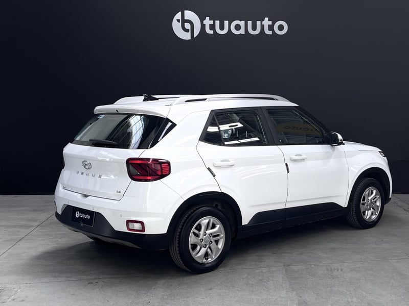 Hyundai VENUE QX VALUE MT 1.6 2023 - Imagen 4 de 17