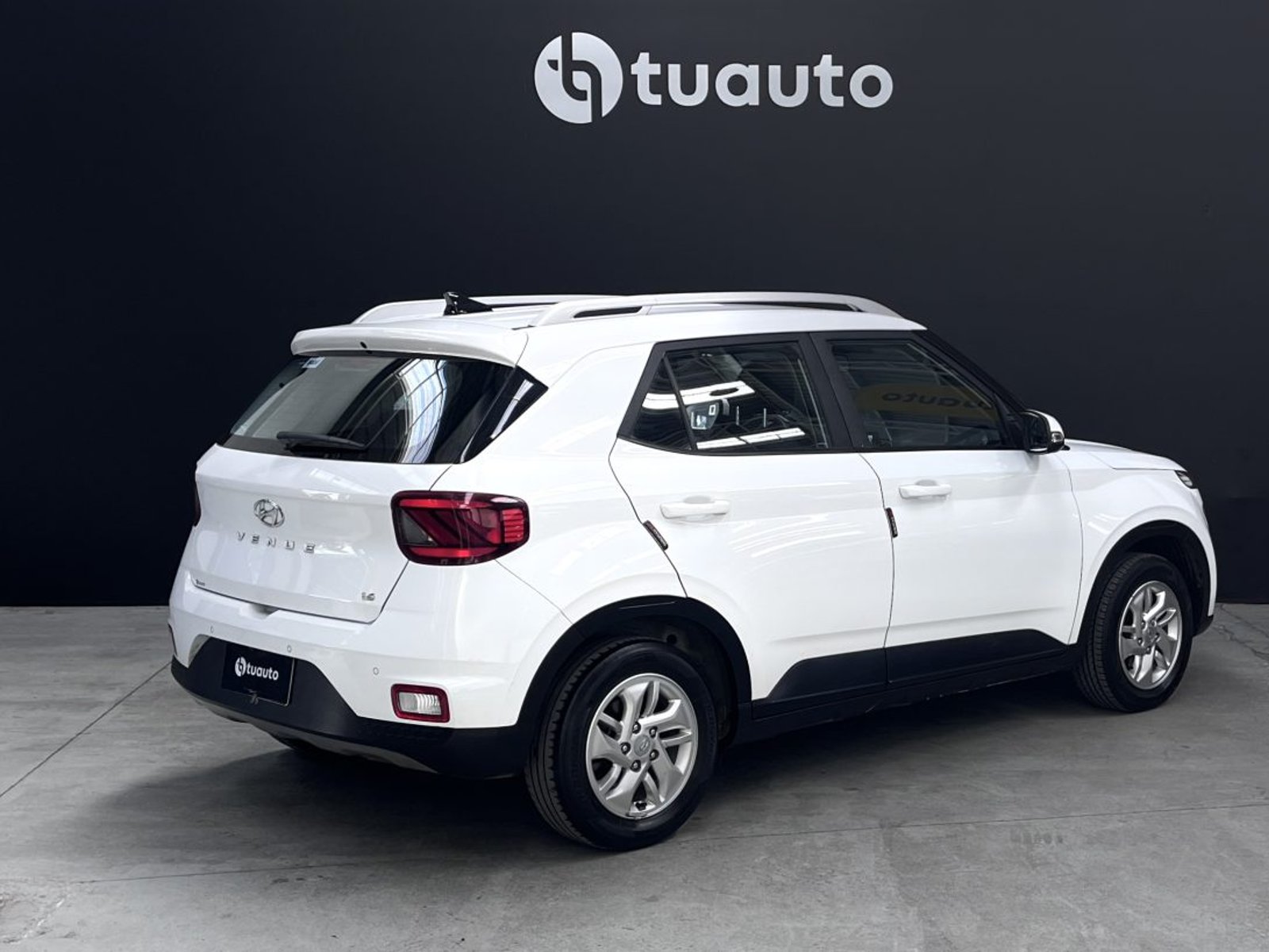 Hyundai VENUE QX VALUE MT 1.6 2023 - Foto 4 de 17