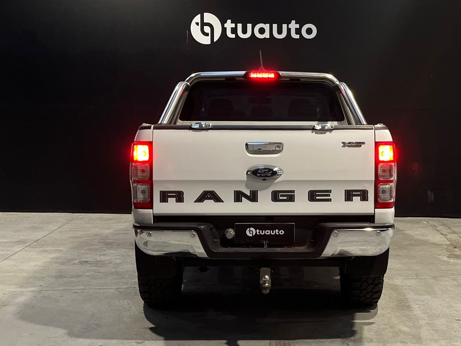Ford RANGER XLT 4X4 MT 3.2 2023 - Foto 4 de 14
