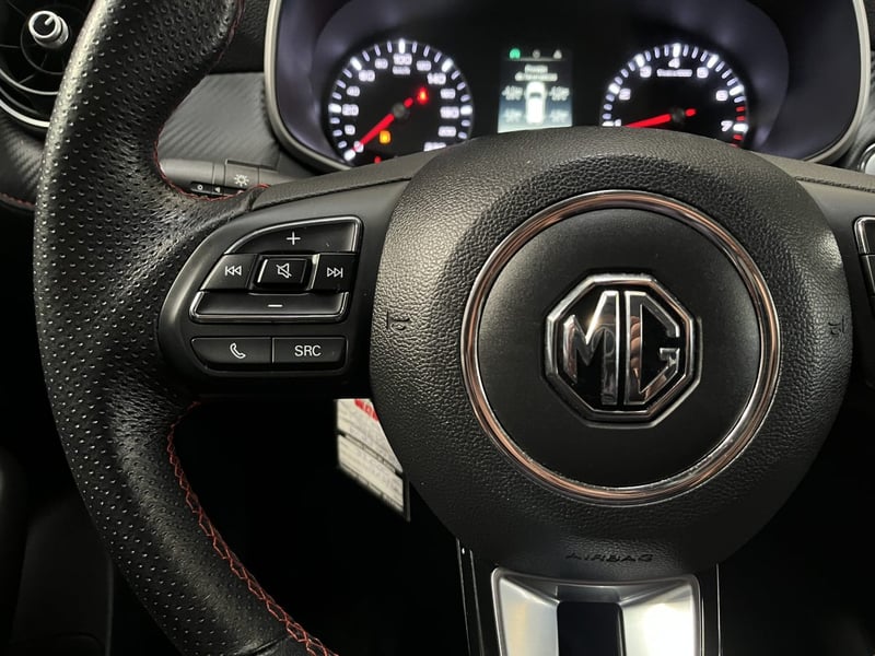 MG ZX CVT 1.5 AUT DLX 2023 - Imagen 13 de 18