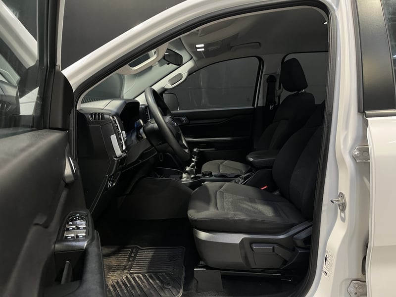 Ford RANGER XLS TM 4X4 2.0 2024 - Imagen 9 de 19